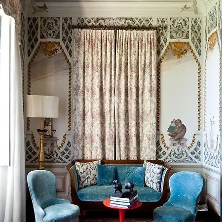Apartment Palazzo Comboni, Exclusive Main Floor