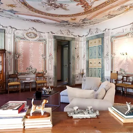 Palazzo Comboni, Exclusive Main Floor *