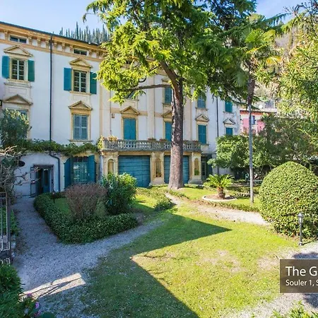 Palazzo Comboni, Exclusive Main Floor