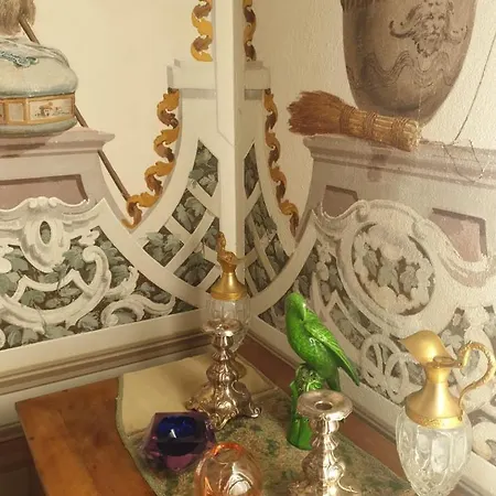 Palazzo Comboni, Exclusive Main Floor Apartment Toscolano Maderno